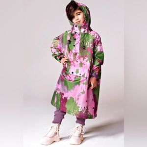 NWOT RAINKISS Rain Poncho
